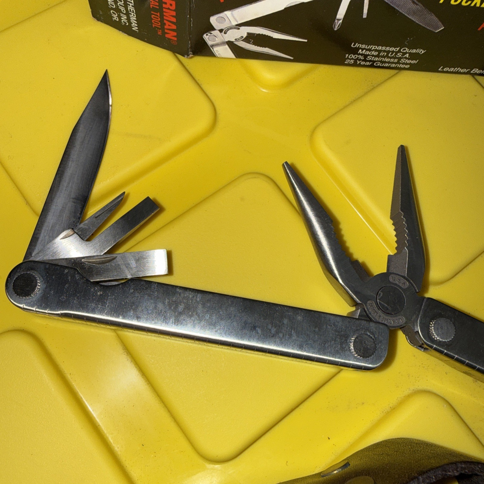 Leatherman Pocket Survival Tool Pliers In Your Pocket OriginalMultiTool NEW NIB