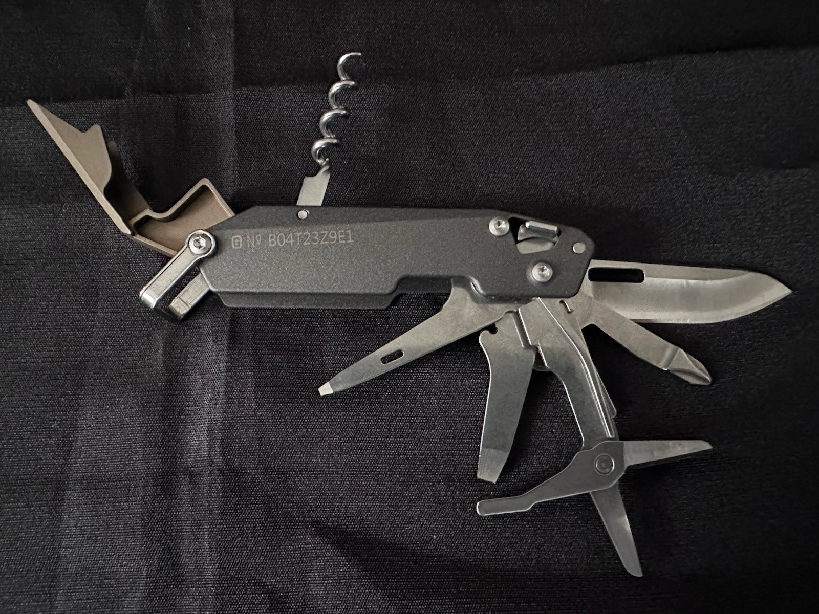 Leatherman Garage Batch #004 EUROPE 75 LE