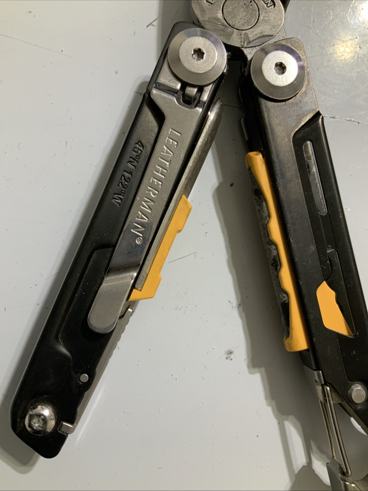 LEATHERMAN Signal Multi-Tool! – S7