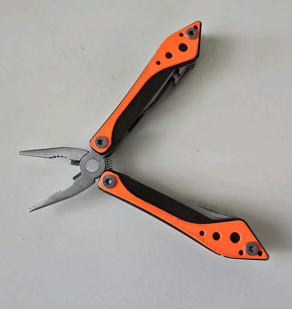 Cabella’s Orange multitool