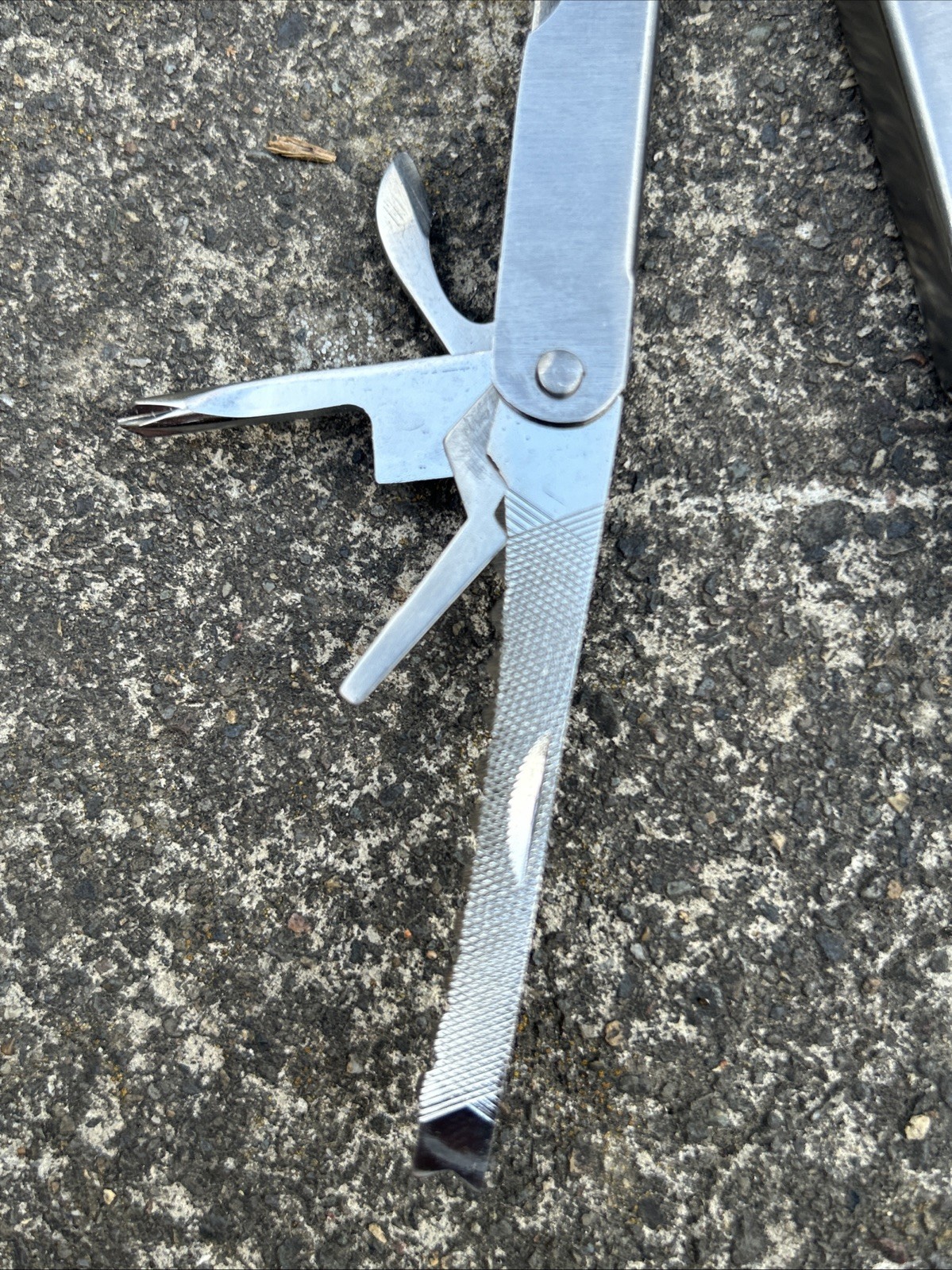 Ohio Forge Stainless Steel Multi Tool. With Case. Made In China