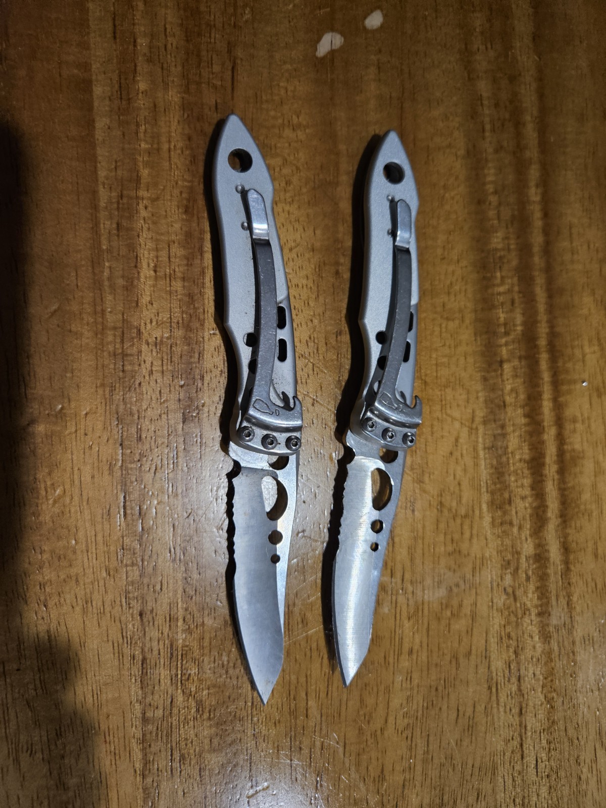 Lot Of 2 Leatherman Skeletool Kbx