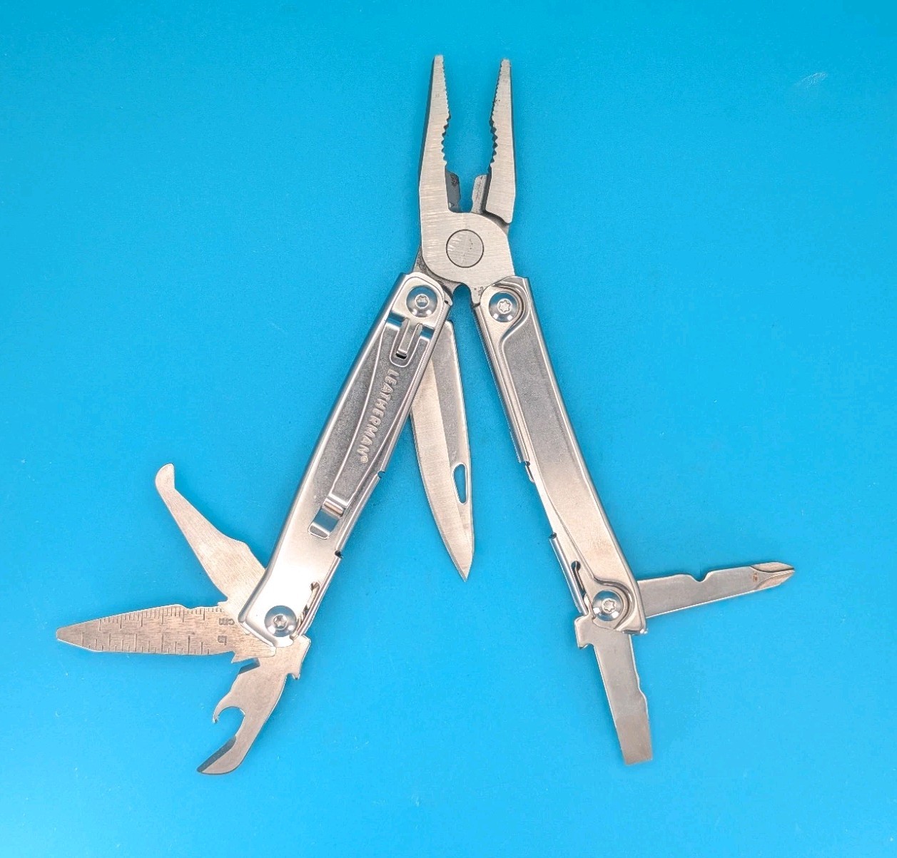 Leatherman Rev 3.8″ Multi-Tool, Stainless!