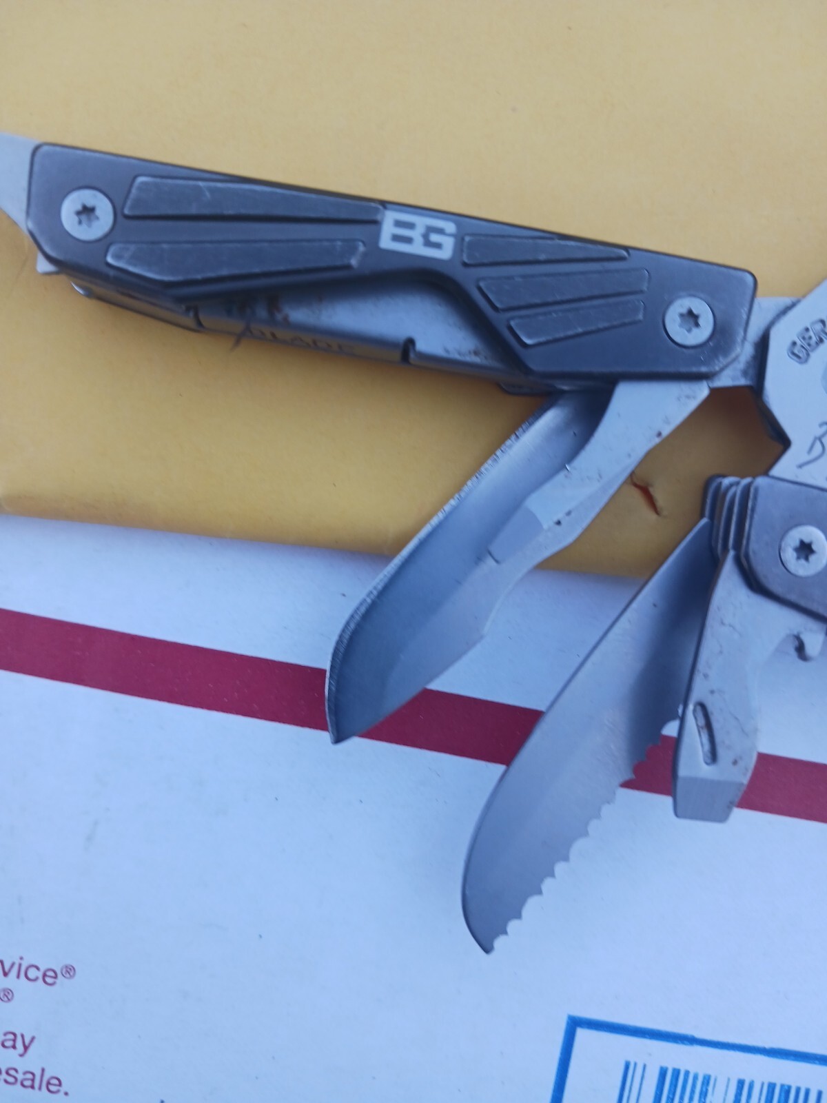 Gerber BG Multi Tool ( Mini Muti Tool )