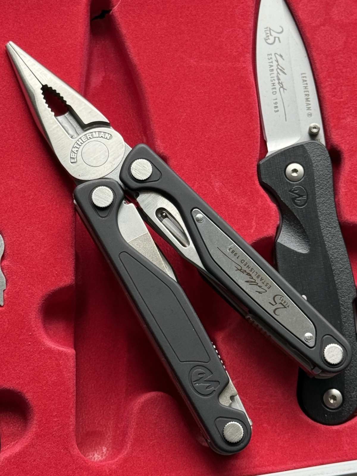 Limited Edition Leatherman AL 25th anniversary set with Crater c33L