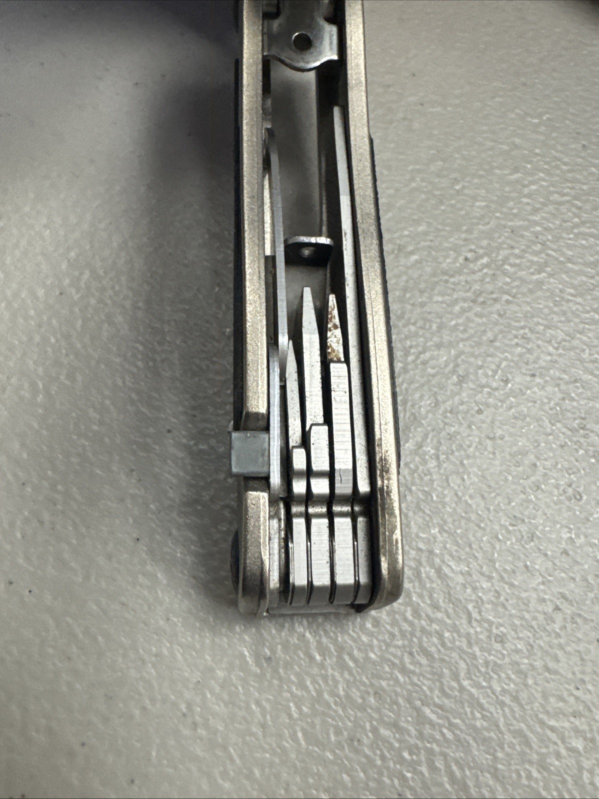 Gerber MP800 Urban Legend Multi-plier Excellent