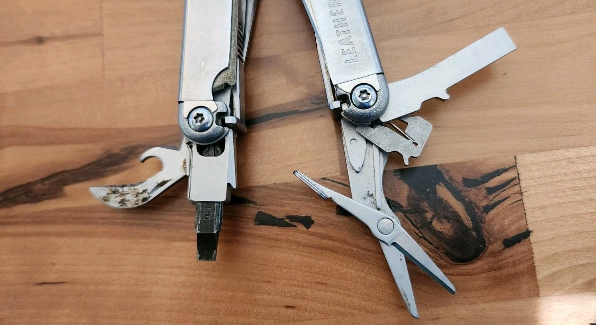 Leatherman Wave Multi-Tool Pliers Pocket Knife – Great Condition – U10