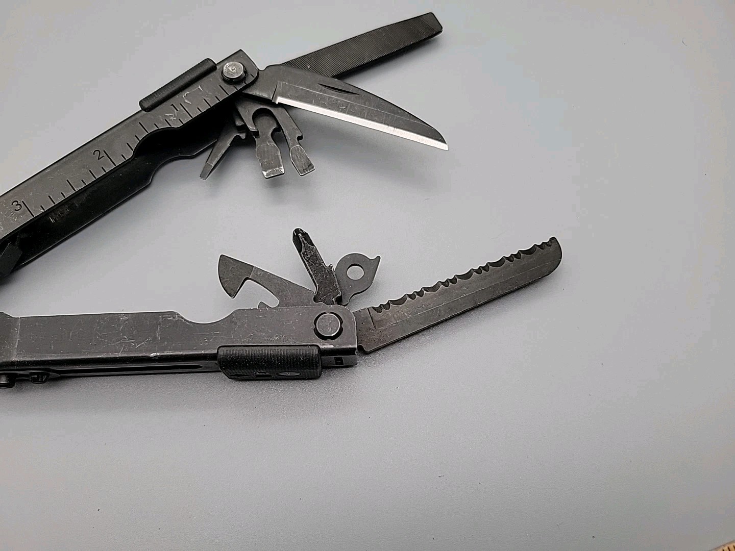 Gerber Multiplier MP600 Multi-Tool – Black – Needle Nose Carbide Cutter Pliers