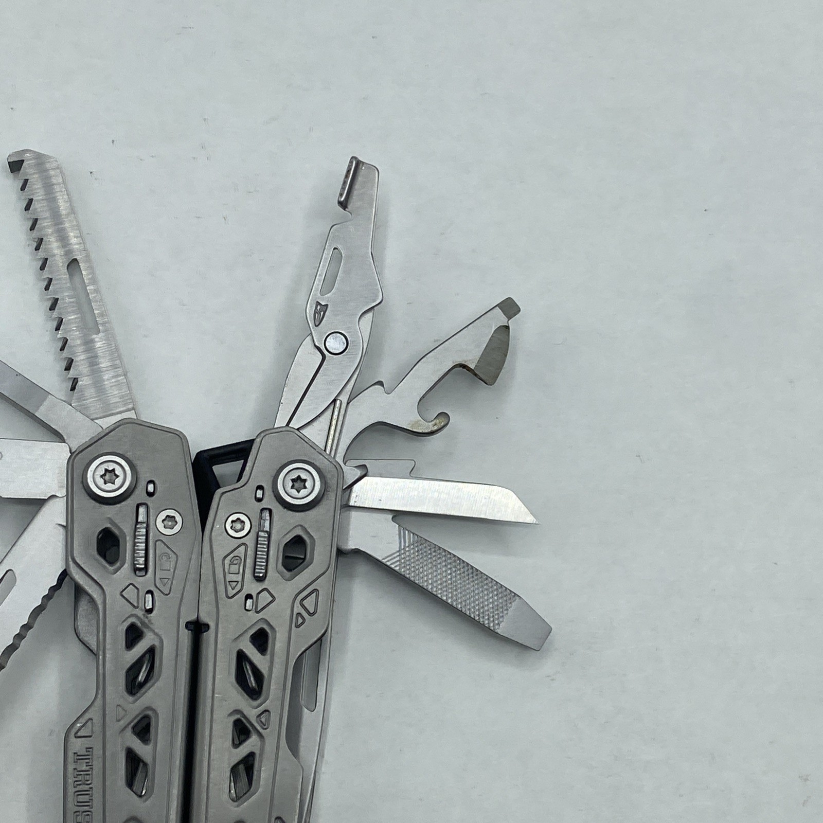 Gerber Truss Multi Tool – Gray