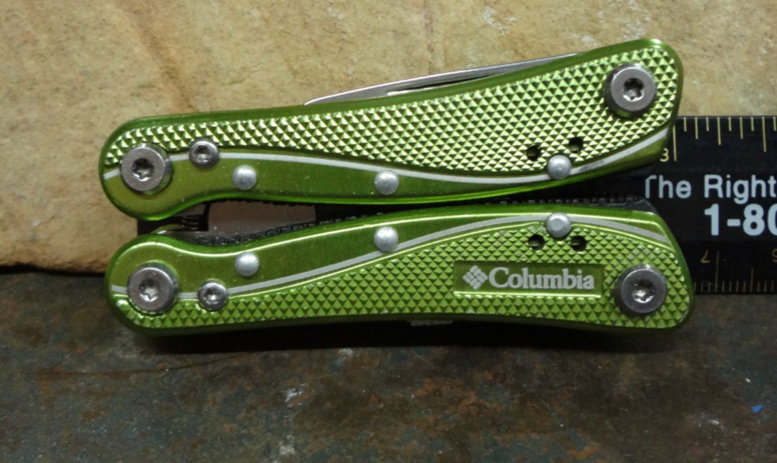 Columbia Pocket Knife Multi 8+ Function Tool Led Light Key 3″ Compact Mini Plier