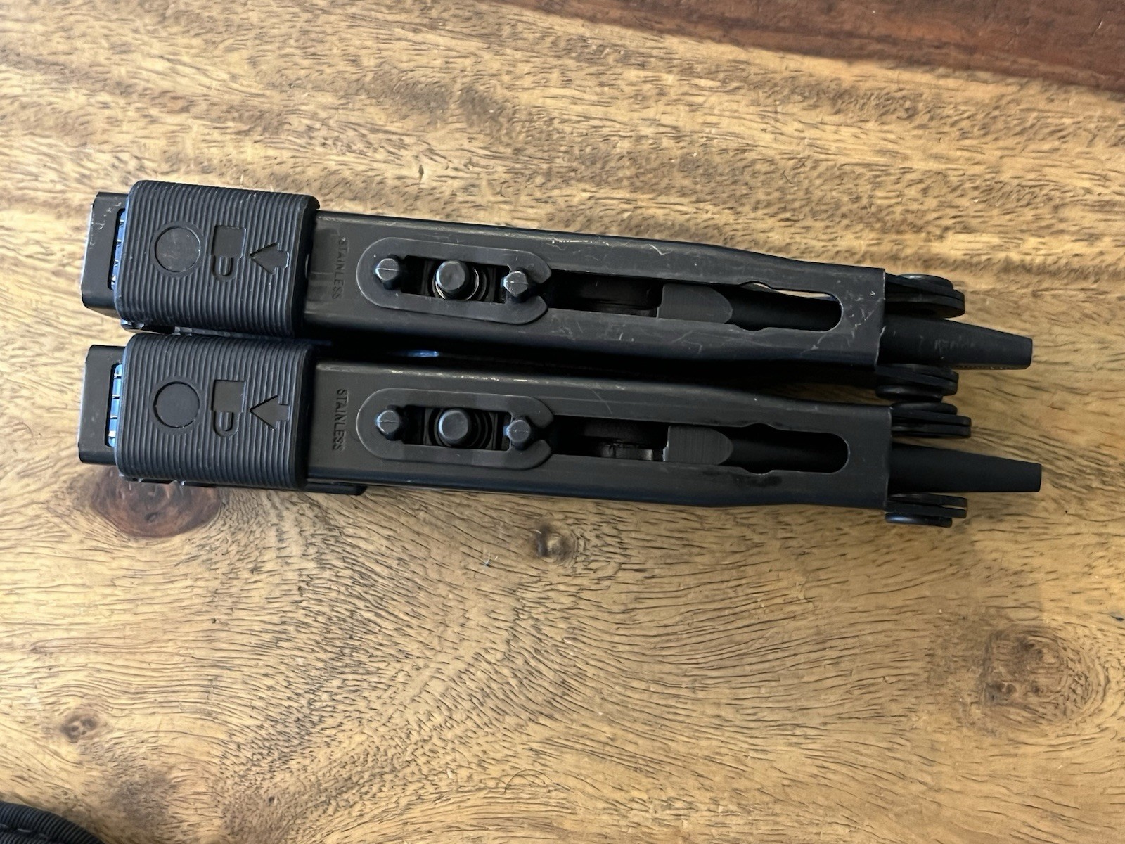 -USA- Gerber Multi Tool MP600 VERY Nice! w/Gerber Sheath TSA Confiscated Lot 2
