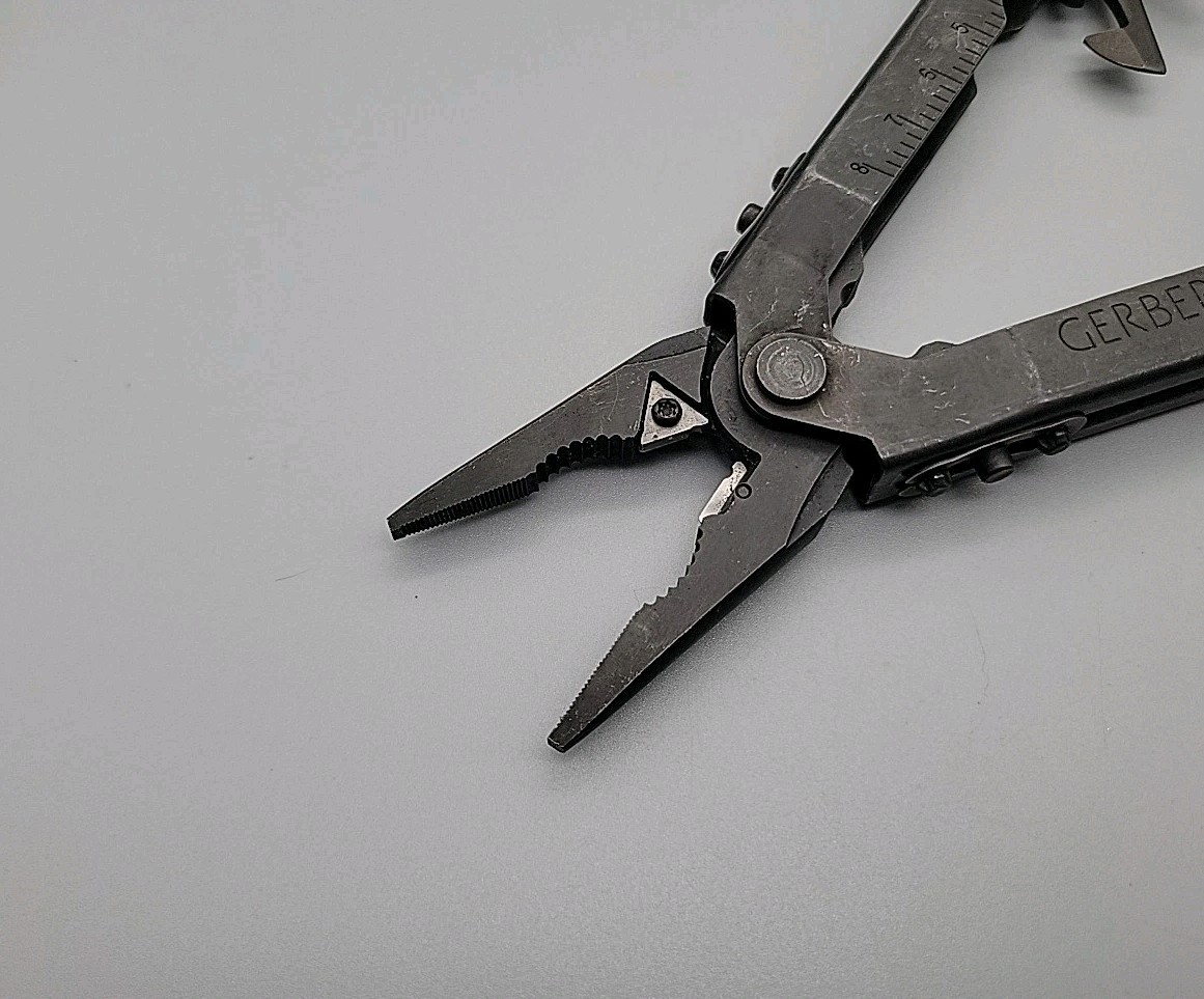 Gerber Multiplier MP600 Multi-Tool – Black – Needle Nose Carbide Cutter Pliers