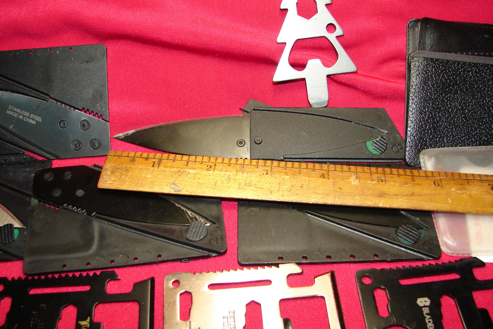 Wallet Multitool,20,Multipurpose Pocket Survival Tool.11+ Function Knife,Camping