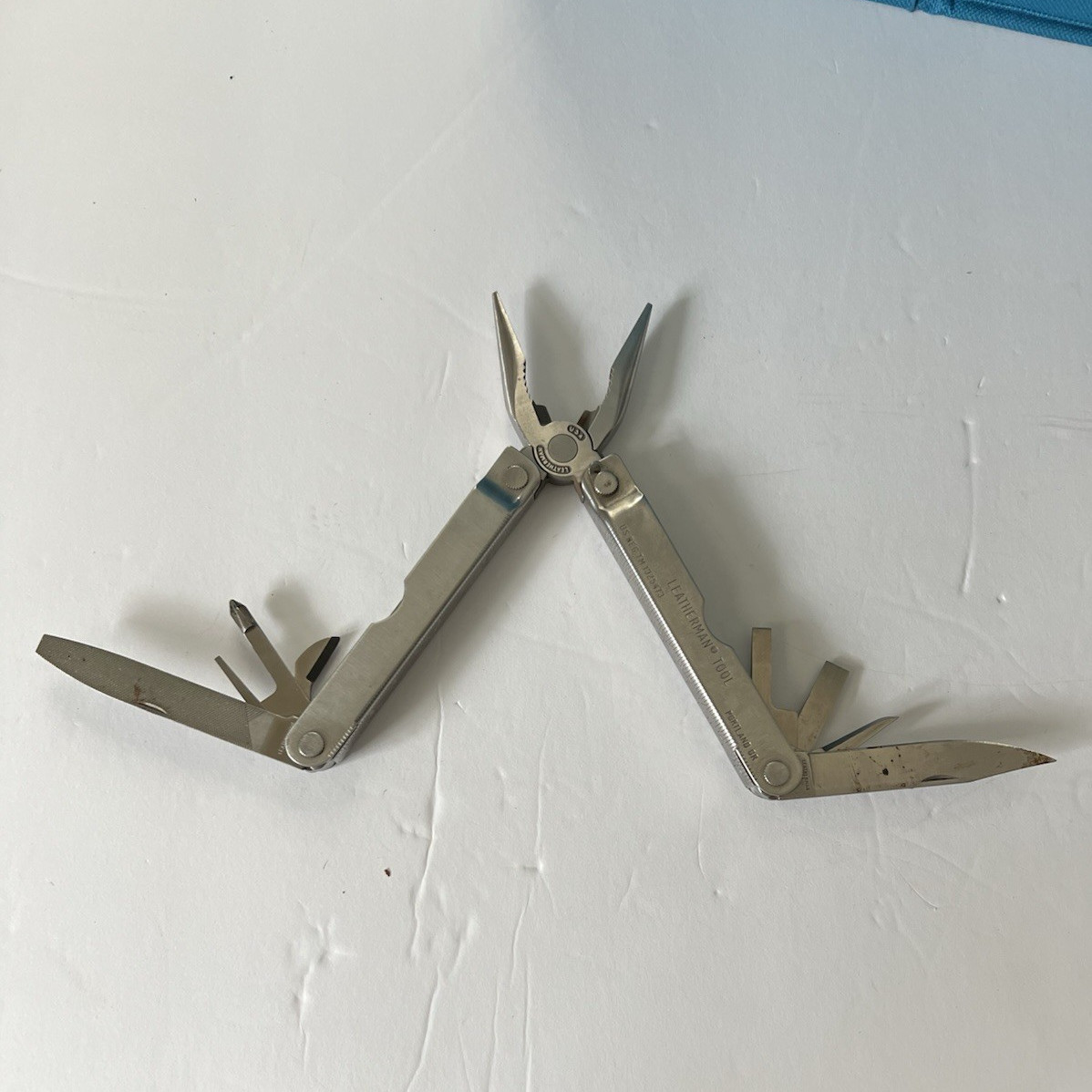 Leatherman Tool Stainless Multi-Tool Pliers Knife Ruler Straight 2in Blade