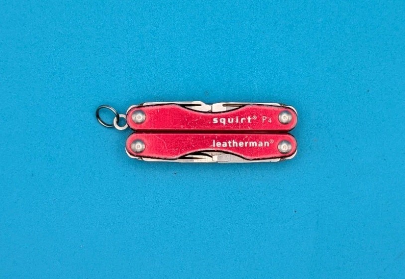 Leatherman Squirt P4 Multi-Tool, Key Ring, Retired, RED!