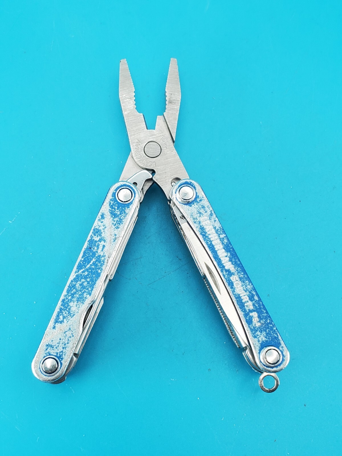 Leatherman SQUIRT PS4 Multi-Tool With Pliers Scissors Knife BLUE!