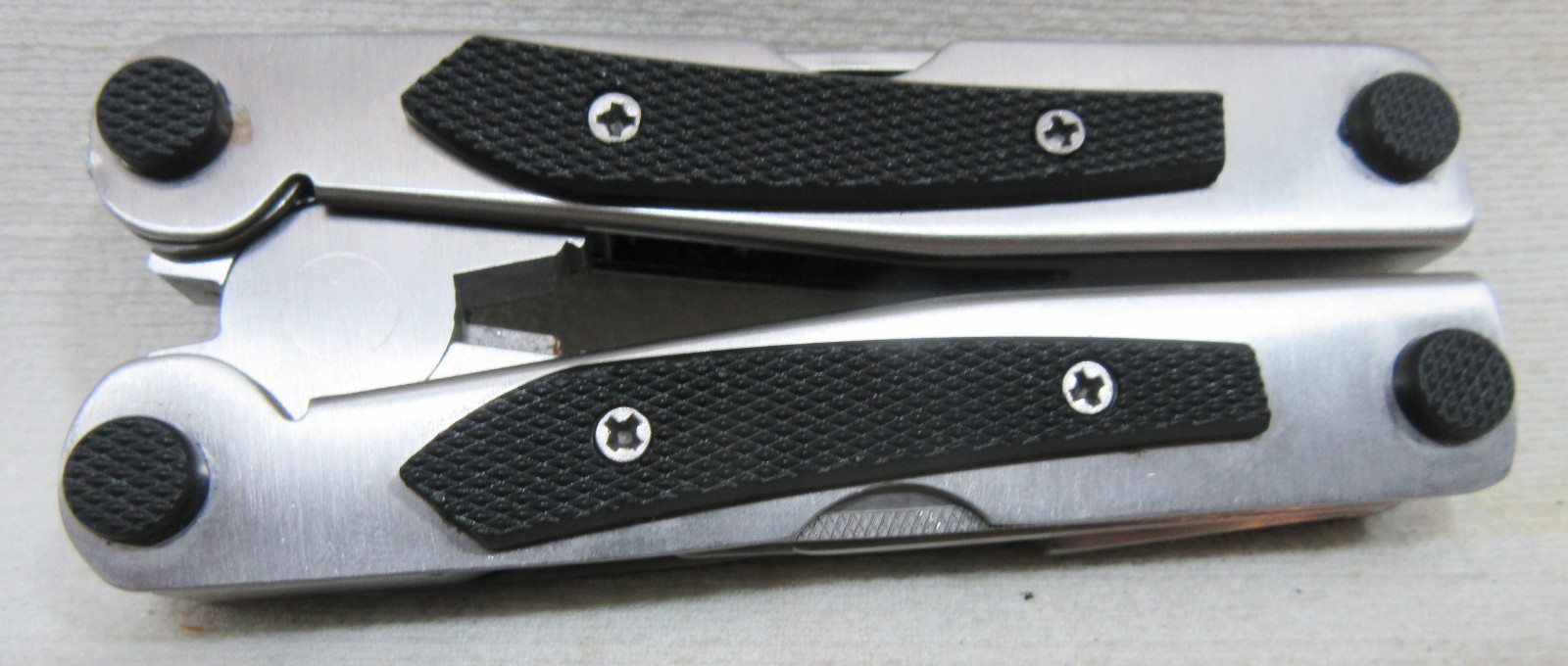 Winchester Stainless Steel Folding Multi Tool Pliers Knife Screwdriver W/Sheath