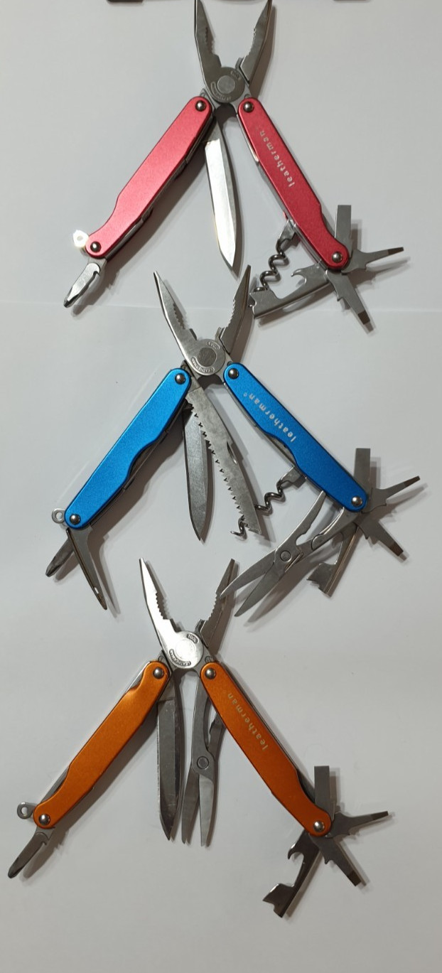 🔥 Leatherman Juice C2 S2 CS4 Set Blue Orange Red Retired MultiTool Collectable