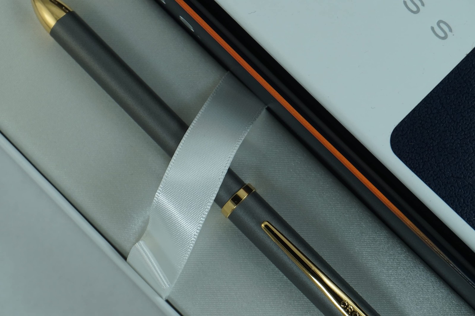Tech3+ with Sophisticated Brushed diamond pattern finish Barrel & interchange…