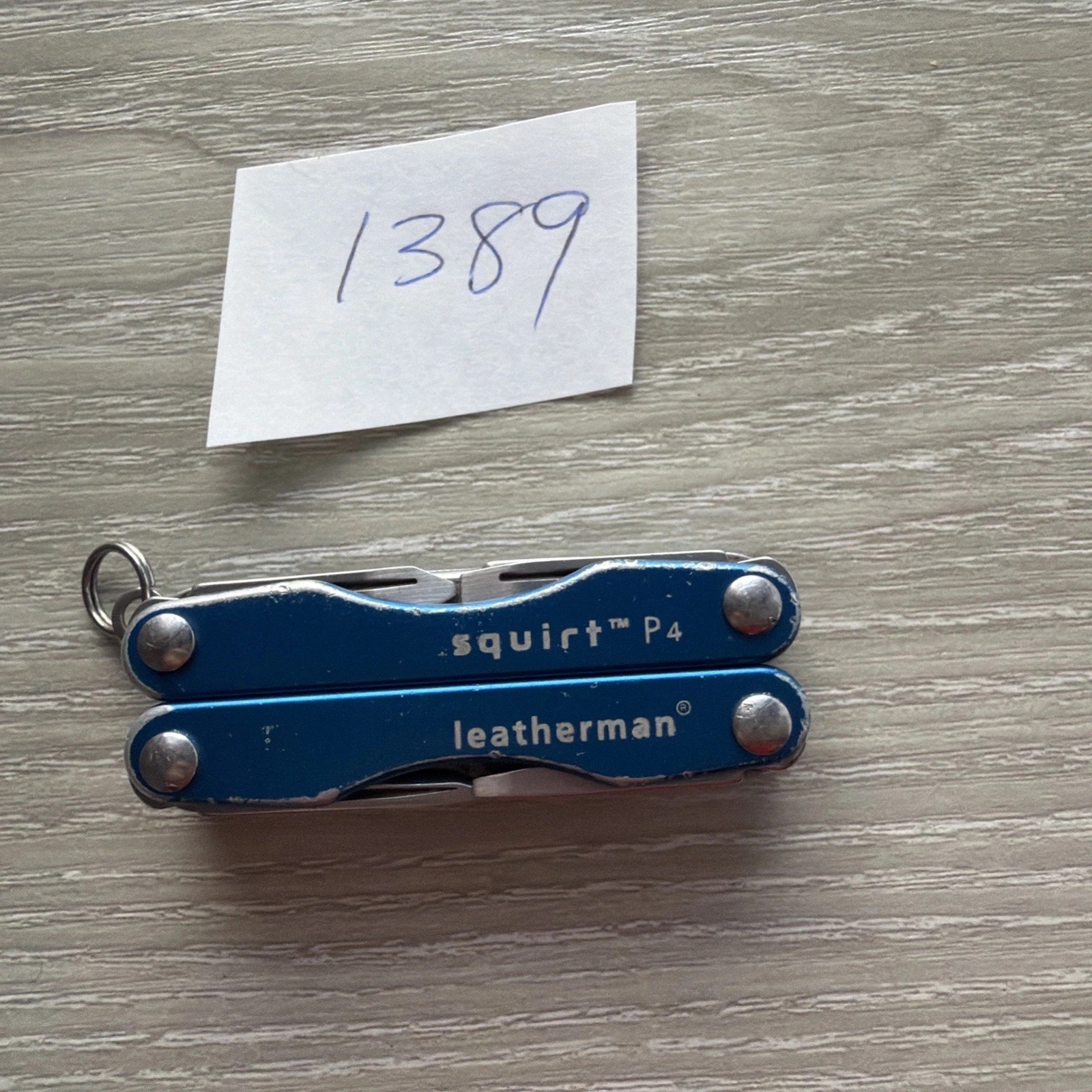 Leatherman Squirt P4 MultiTool Plier Knife File Drivers Blue Metallic