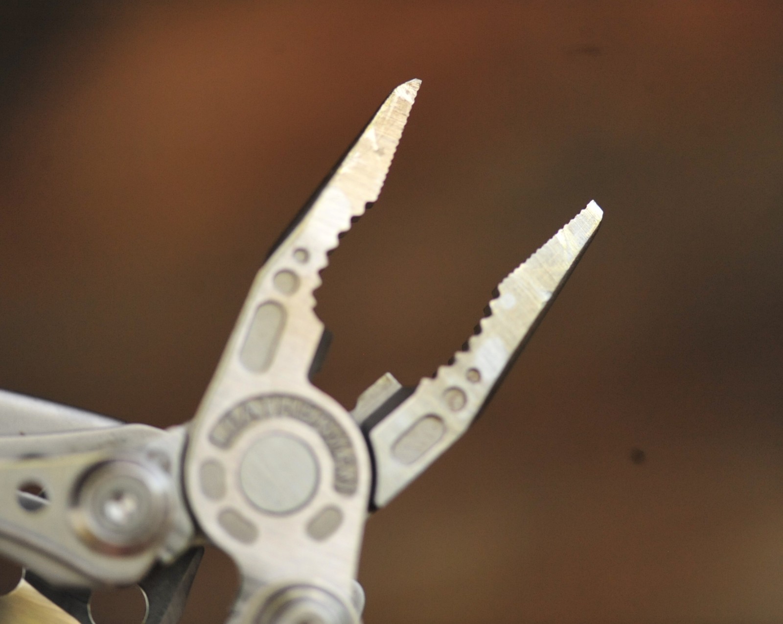Leatherman Skeletool Multi-Tool, Combo Blade, Bit Driver, Stainless, USA