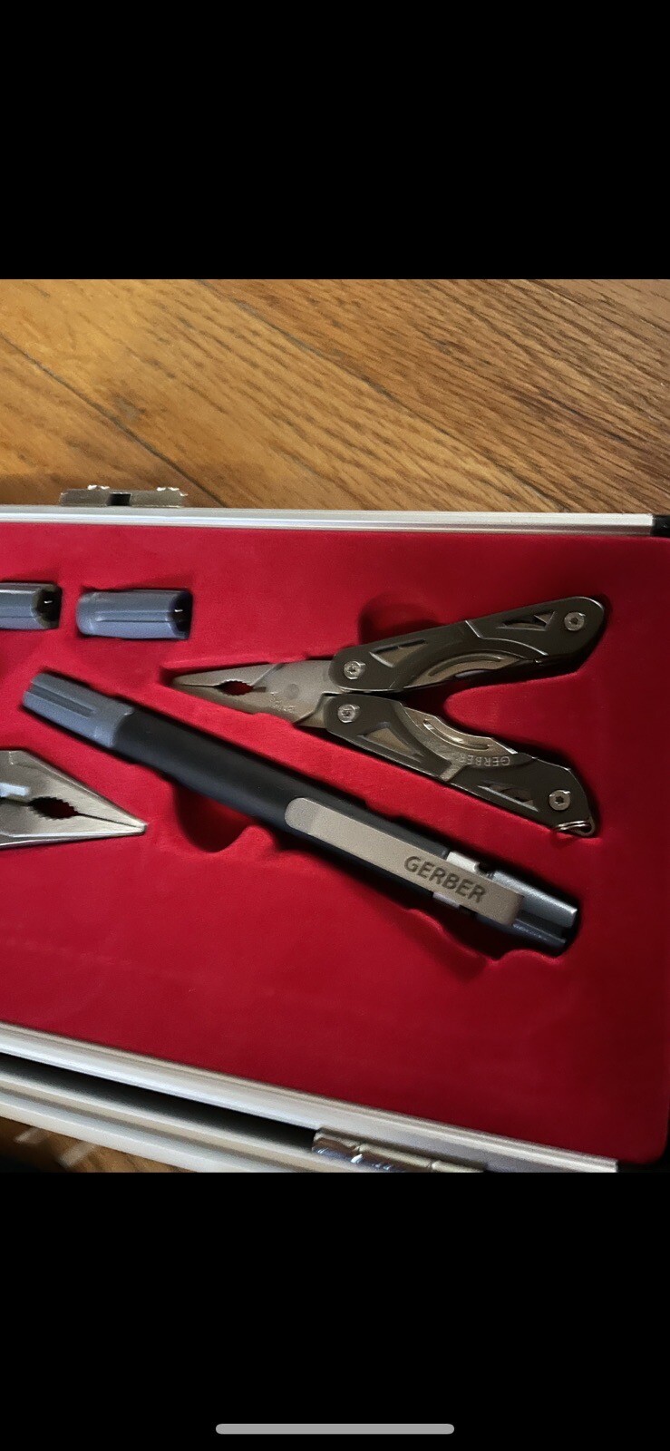 Gerber Multi Pliers & Multi Tool Knife 4 Color LED Flashlight Gift Set Hard Case