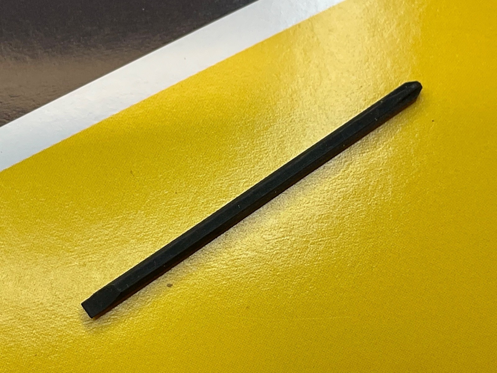 Genuine Leatherman Replacement Eyeglass Bit: Flat/Phillips