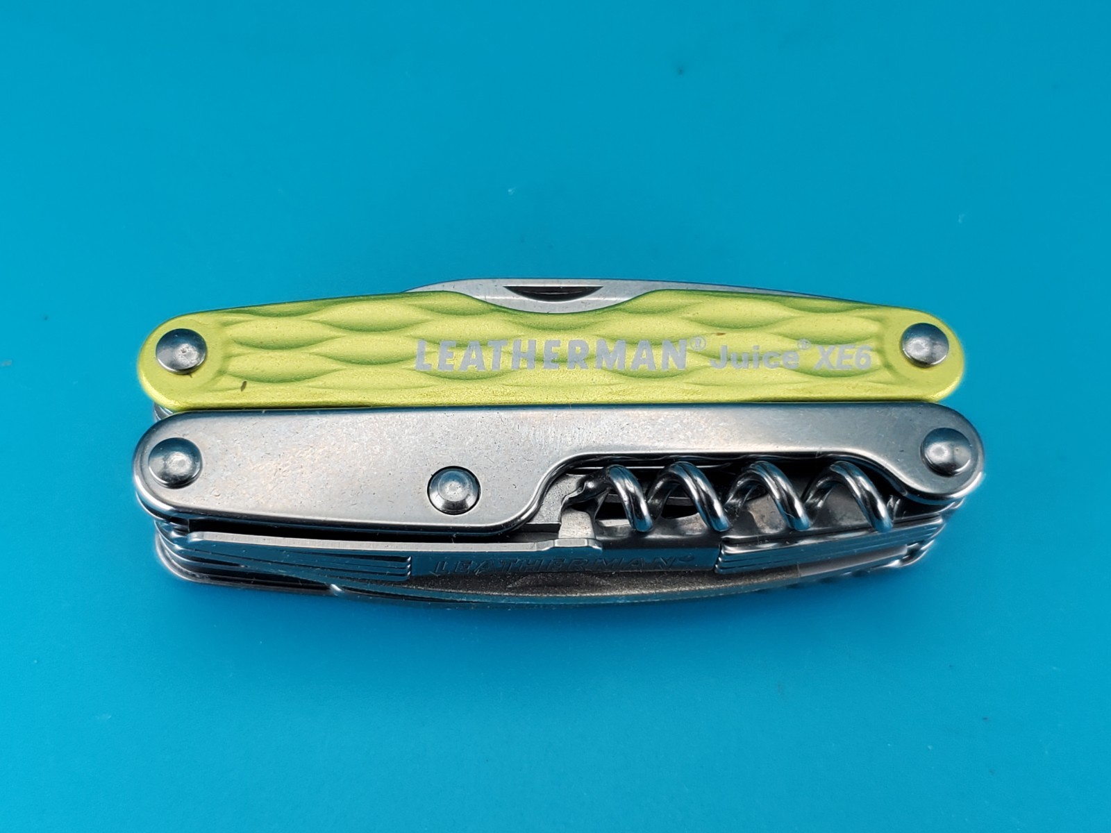 Leatherman Juice XE6 Moss Green Multi-Tool Pocket Knife Made in USA! RARE! NEW!