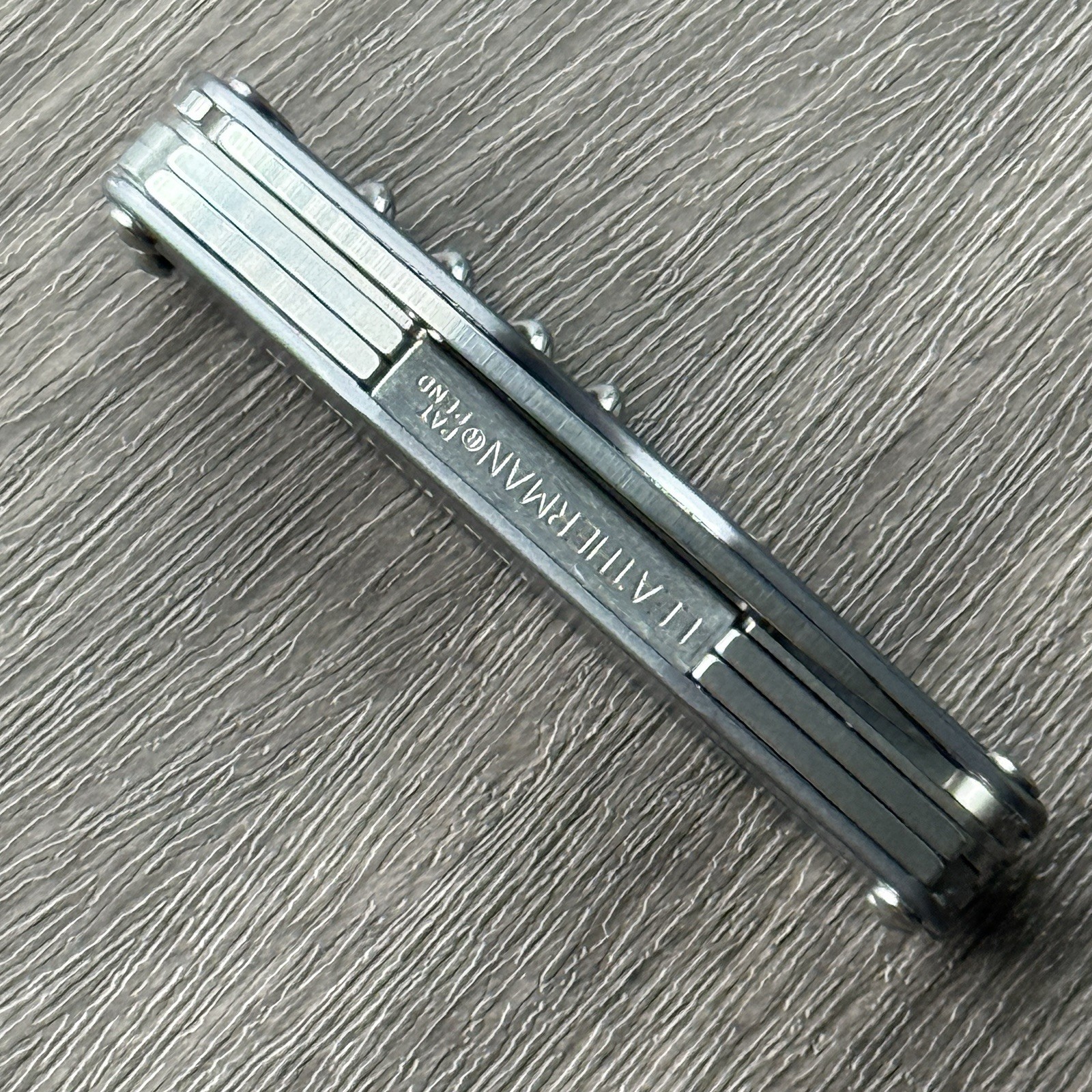 Leatherman Juice C2 Storm Gray. New In Gift Tin Box