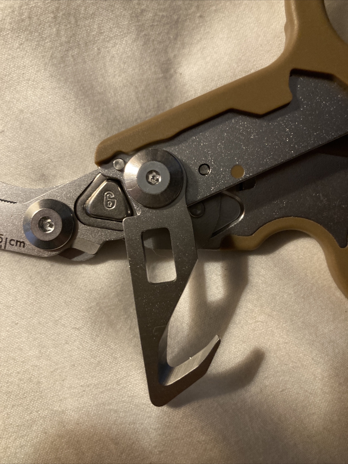 Leatherman Raptor STYLE Multi Tool Rescue Shears Tan