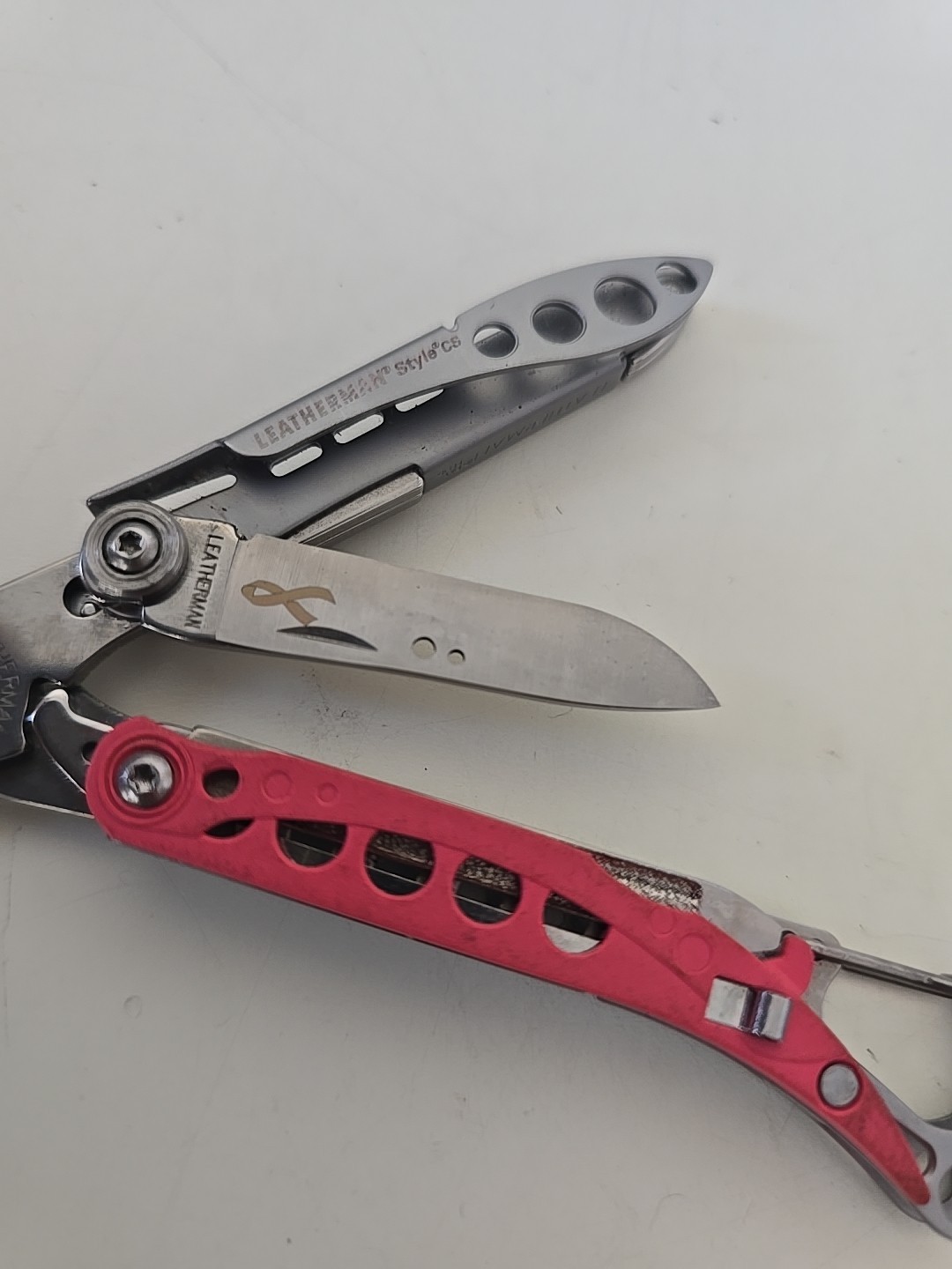 Leatherman Style CS Multi-Tool Pocket Knife Pink Breast Cancer Awareness
