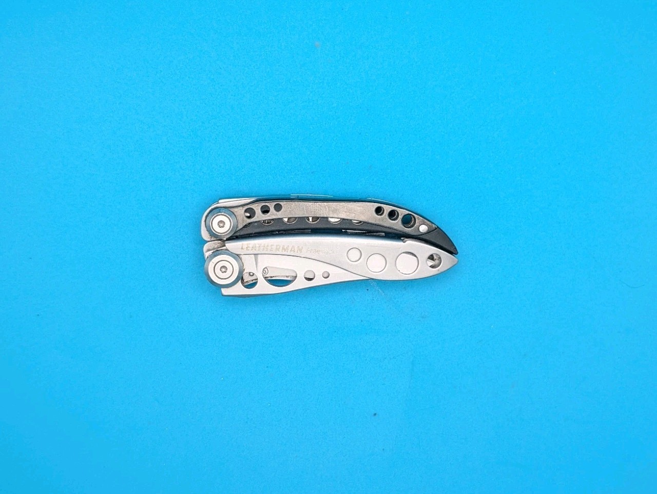 Leatherman Freestyle Multi-Tool – Discontinued – FAST SHIPPING!