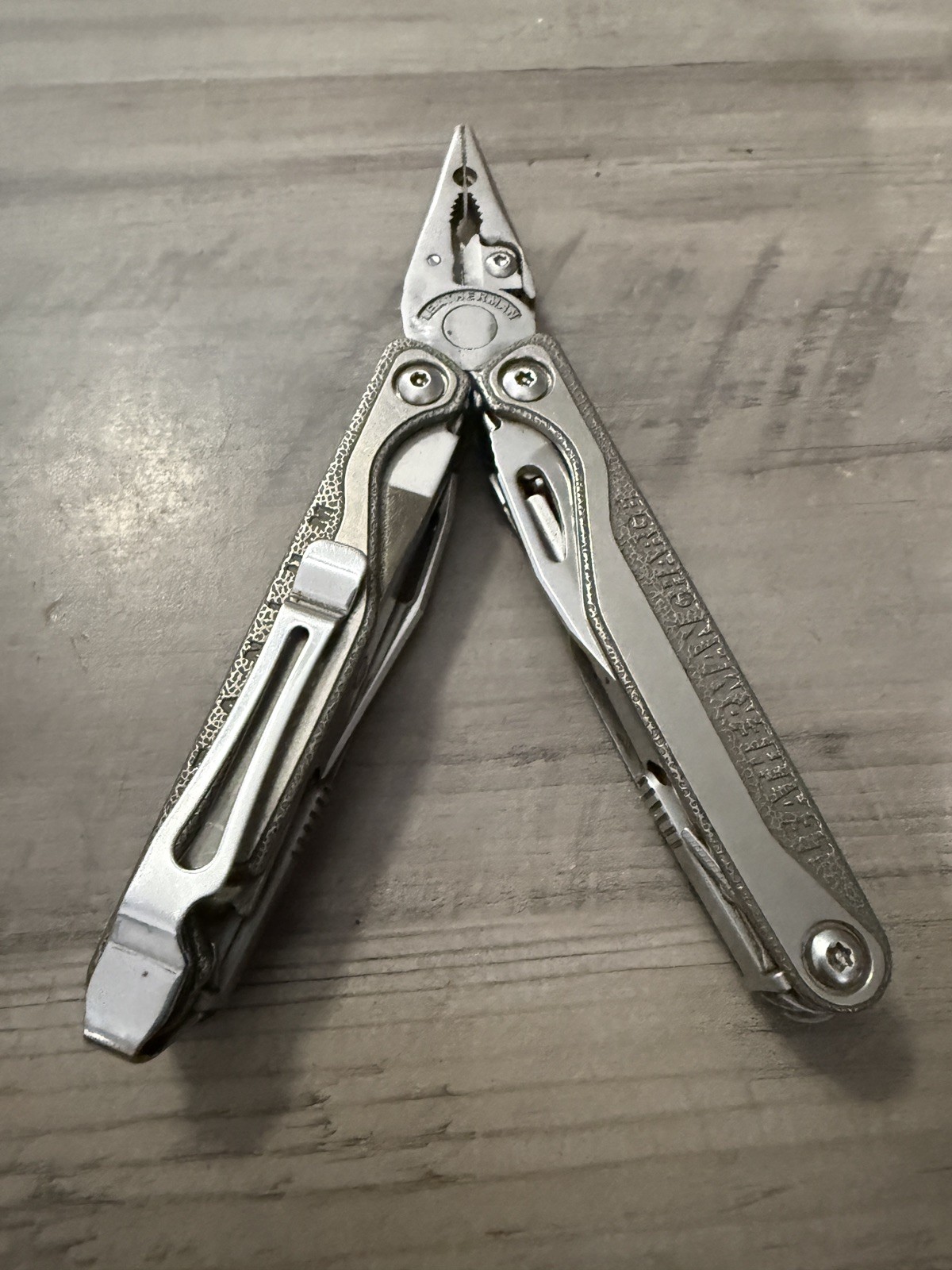 Leatherman Charge Ti Titanium Multi-Tool w/ Pocket Clip Tested Excellent Cond.