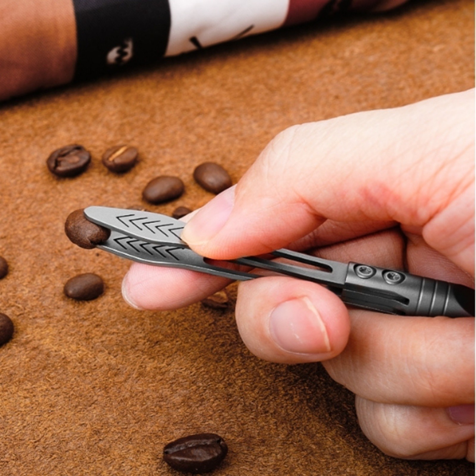 Titanium Alloy Mini Tweezers Keychain Outdoor Clamping Tool EDC Portable