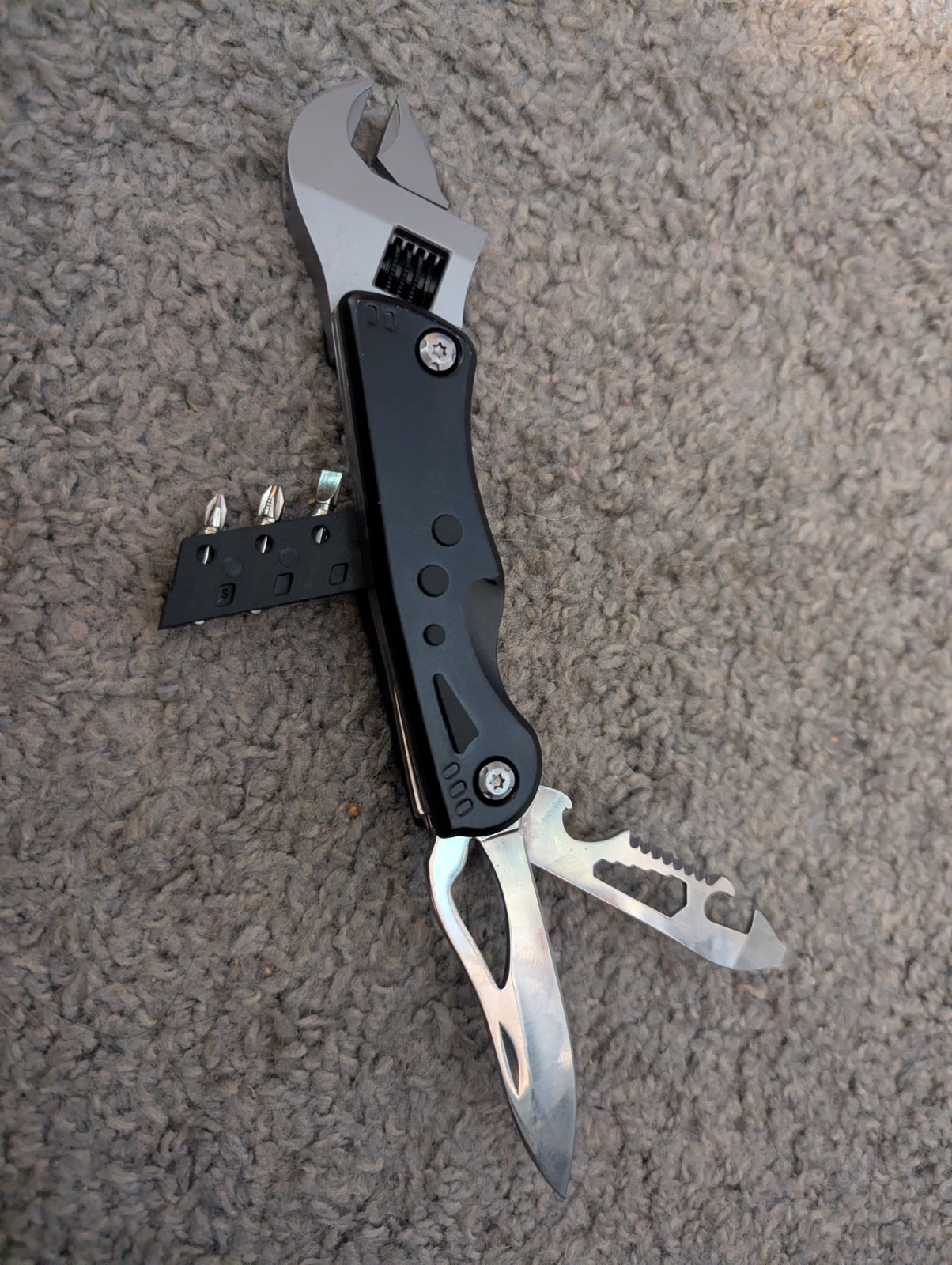 10-in-1 Foldable Multi-Tool Adjustable Wrench Knife, Black/Silver