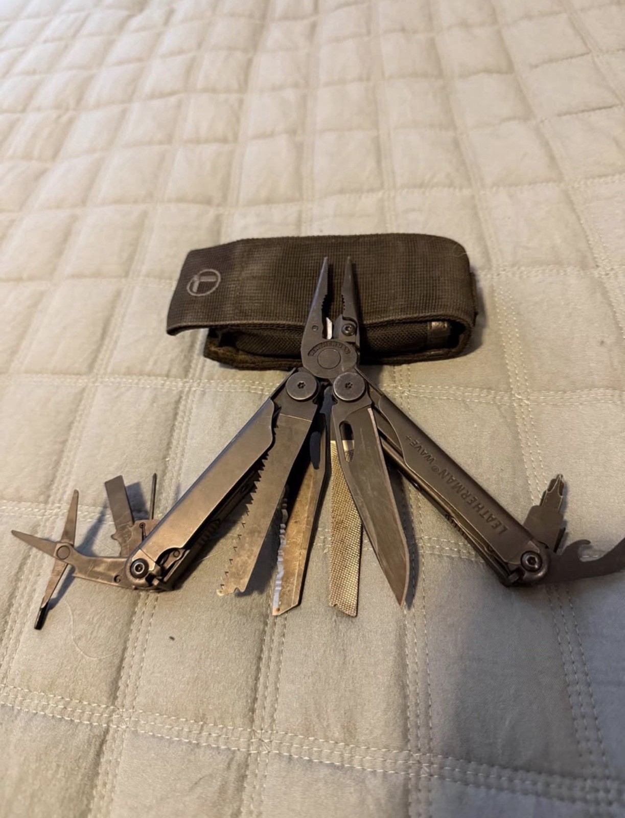 Leatherman Wave Plus 18-in-1 Multi-Tool Black Oxide