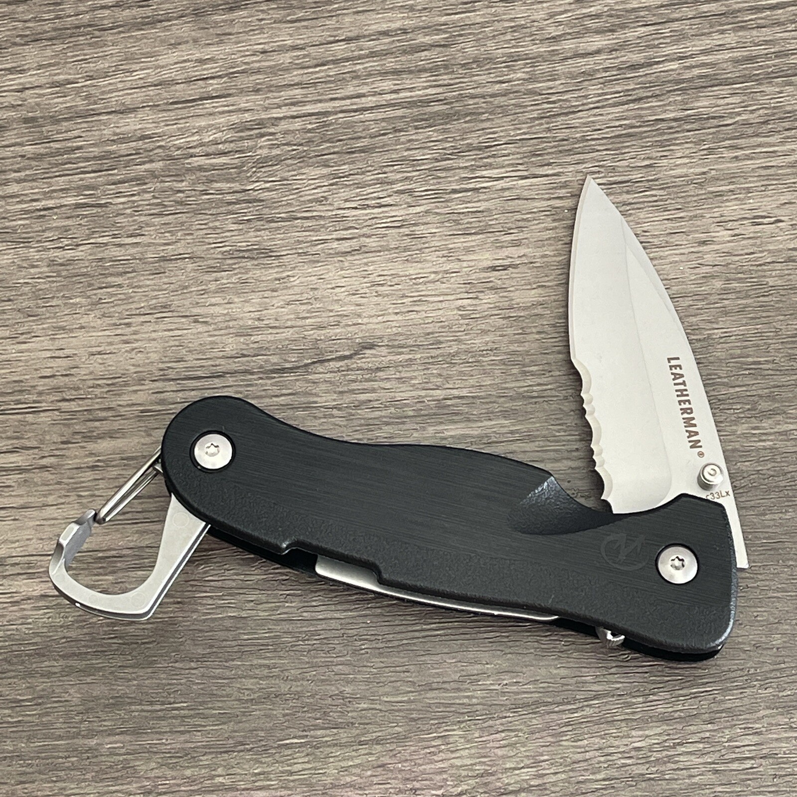 Leatherman Crater C33LX / C 33 LX Knife-Multitool; 420HC Combo Blade Launcher