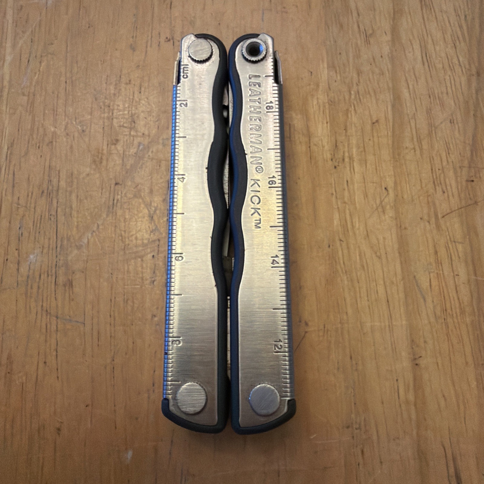 Leatherman KICK Multi Tool Knife RETIRED NO POCKET CLIP Pre Owned Some Rust