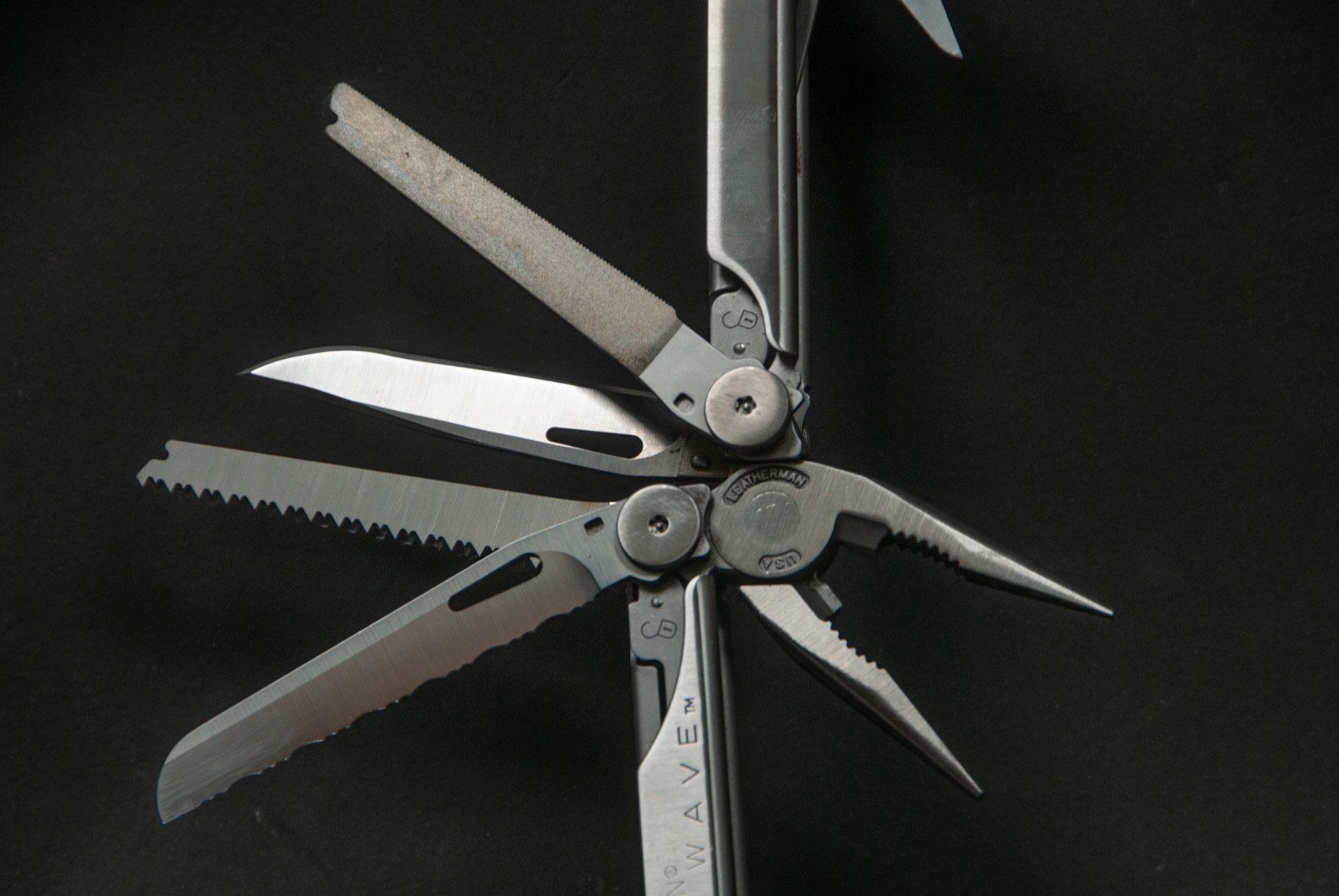 Leatherman Wave Multi Tool & Brown Leather Case Code 0799 Excellent Condition.