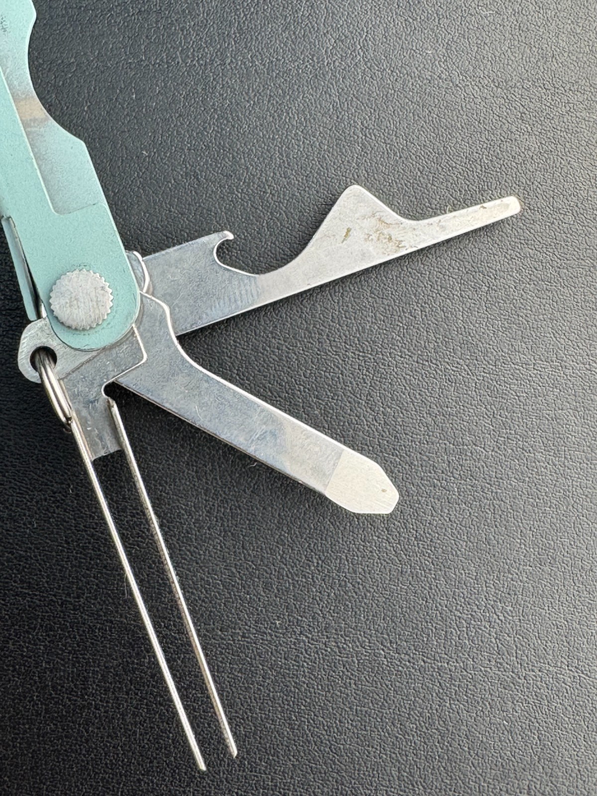 Leatherman Micra 10 in 1 Multitool Anodized Aluminum – Artic Blue