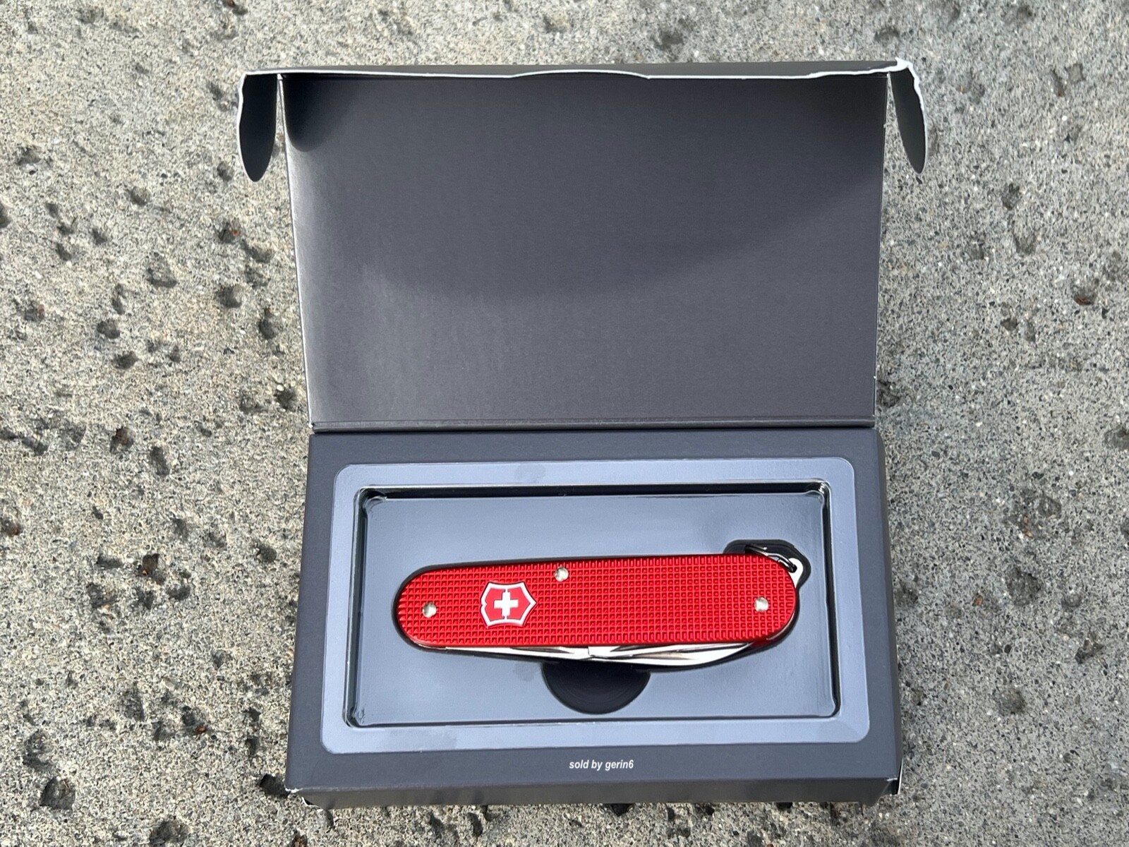 Swiss Army Knife, L.E. Berry Red Cadet Alox Victorinox 0.2601.L18 New In Box