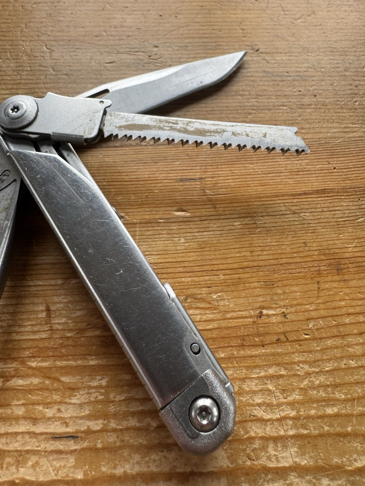Leatherman Surge Multi Tool Heavy Duty Large Stainless Steel