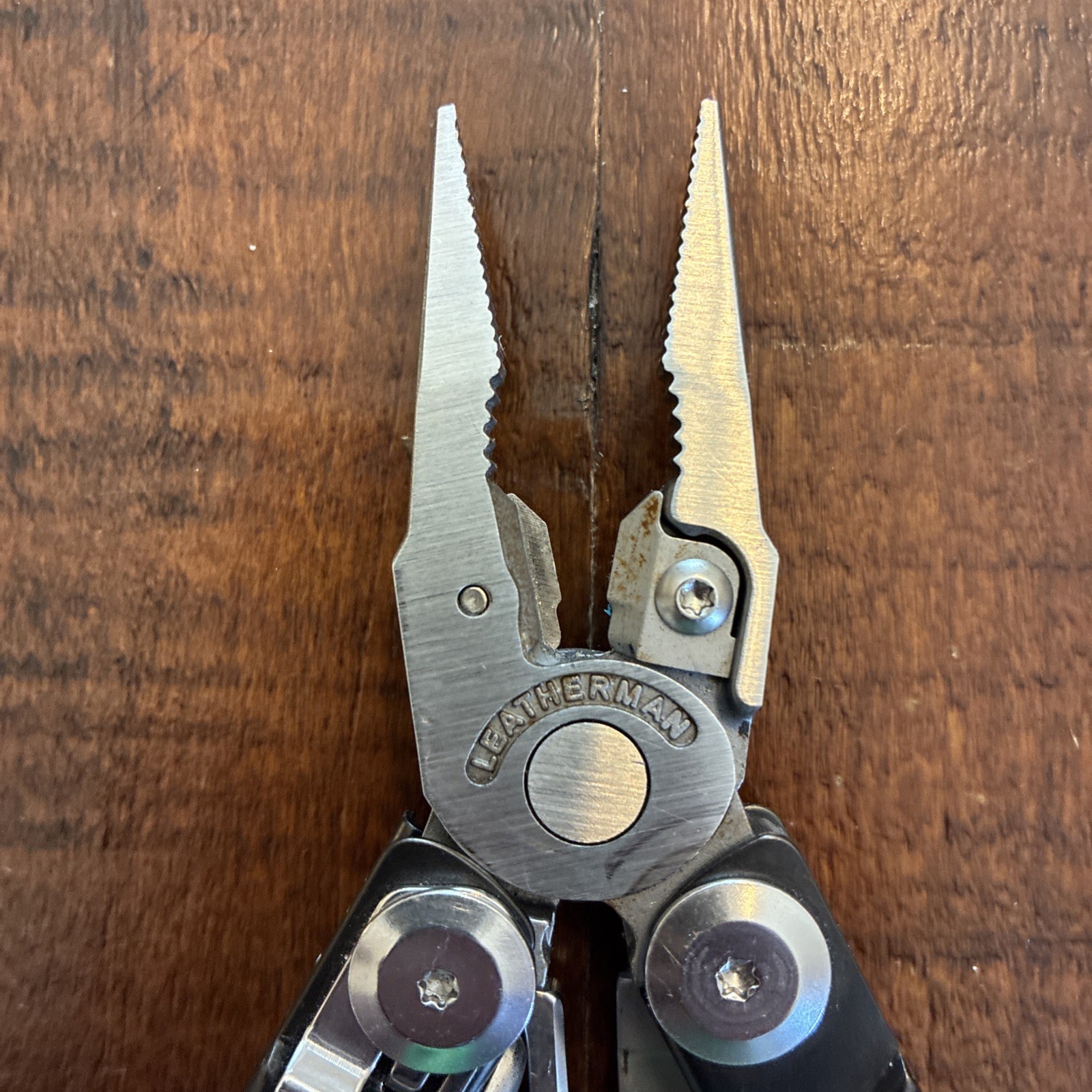 Leatherman Signal Multi-Tool Black / Yellow – Excellent!