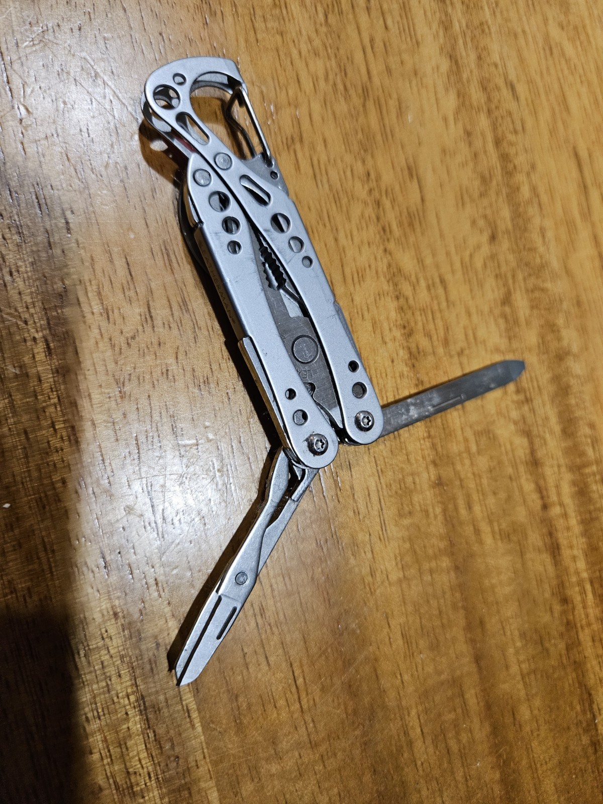 Rare Leatherman Style Ps Red (Broken Scissor Spring)