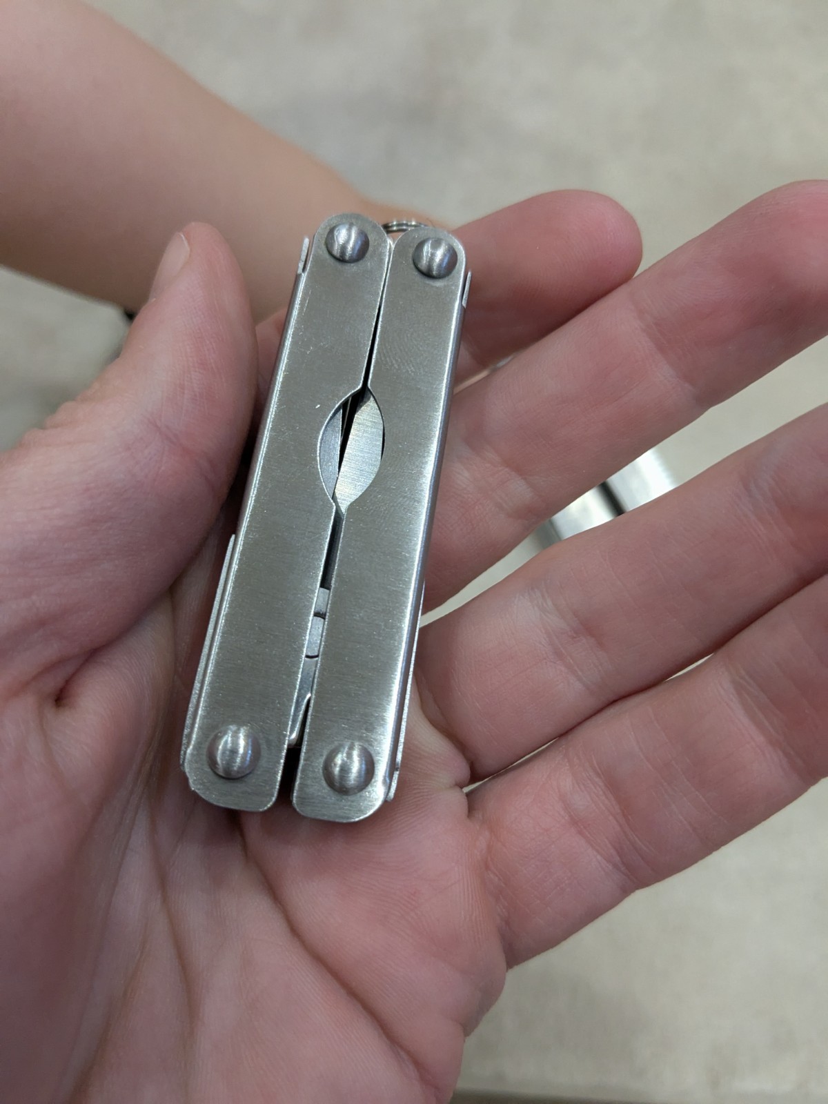 Winchester Multi-Tools Pocket Tools Pocket Knife Large & Small In Case !!! New!!