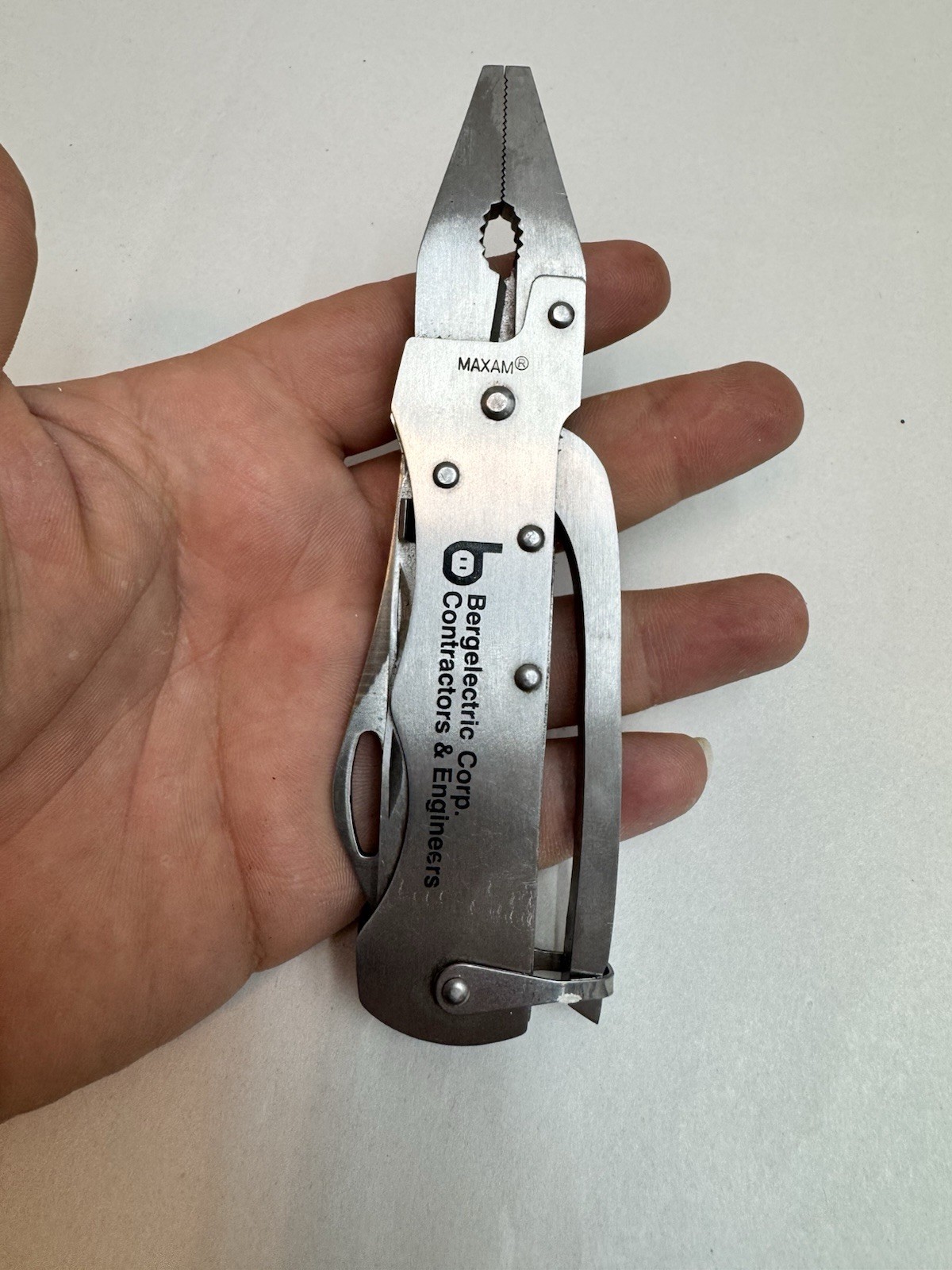 Maxam 14 in 1 Pocket Multi Tool Stainless Steel Heavy Duty (FVS026069)