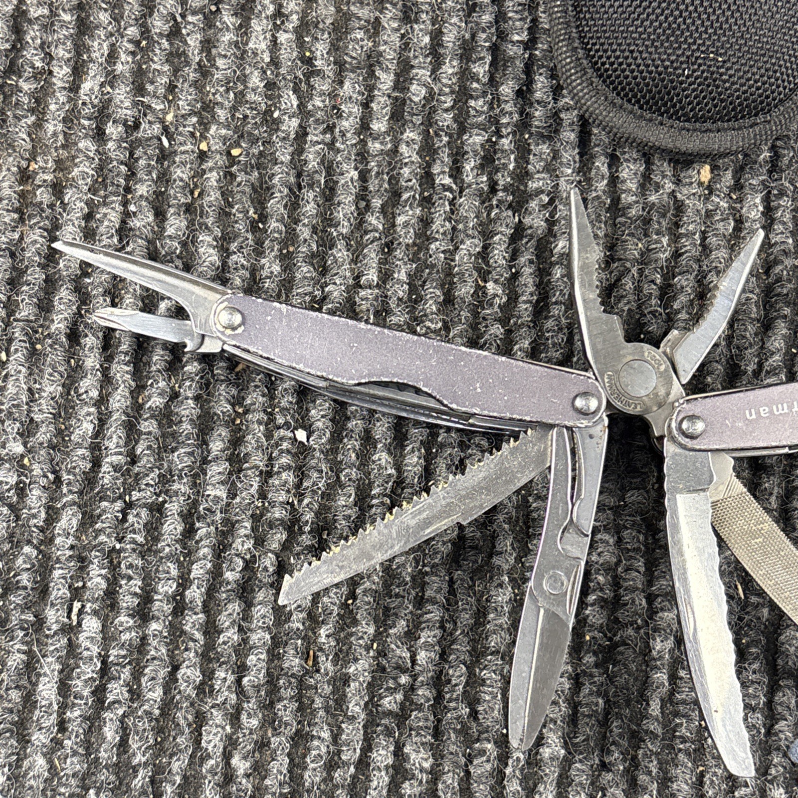Leatherman Juice Pro Multi Tool W/ Sheath (189)