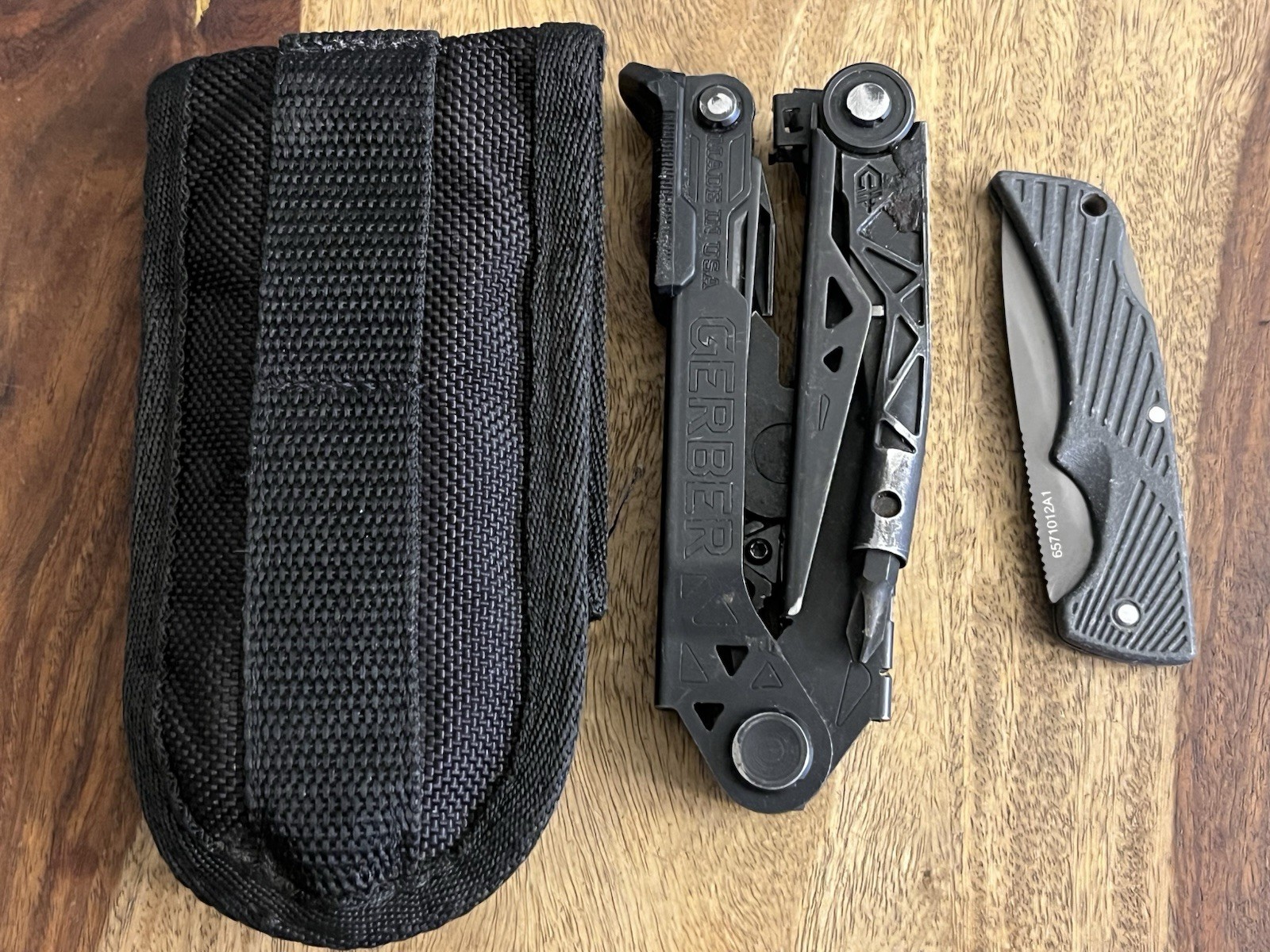 Gerber Center Drive Multi Tool Black USA Excellent Cond w/Sheath & Bear Knife