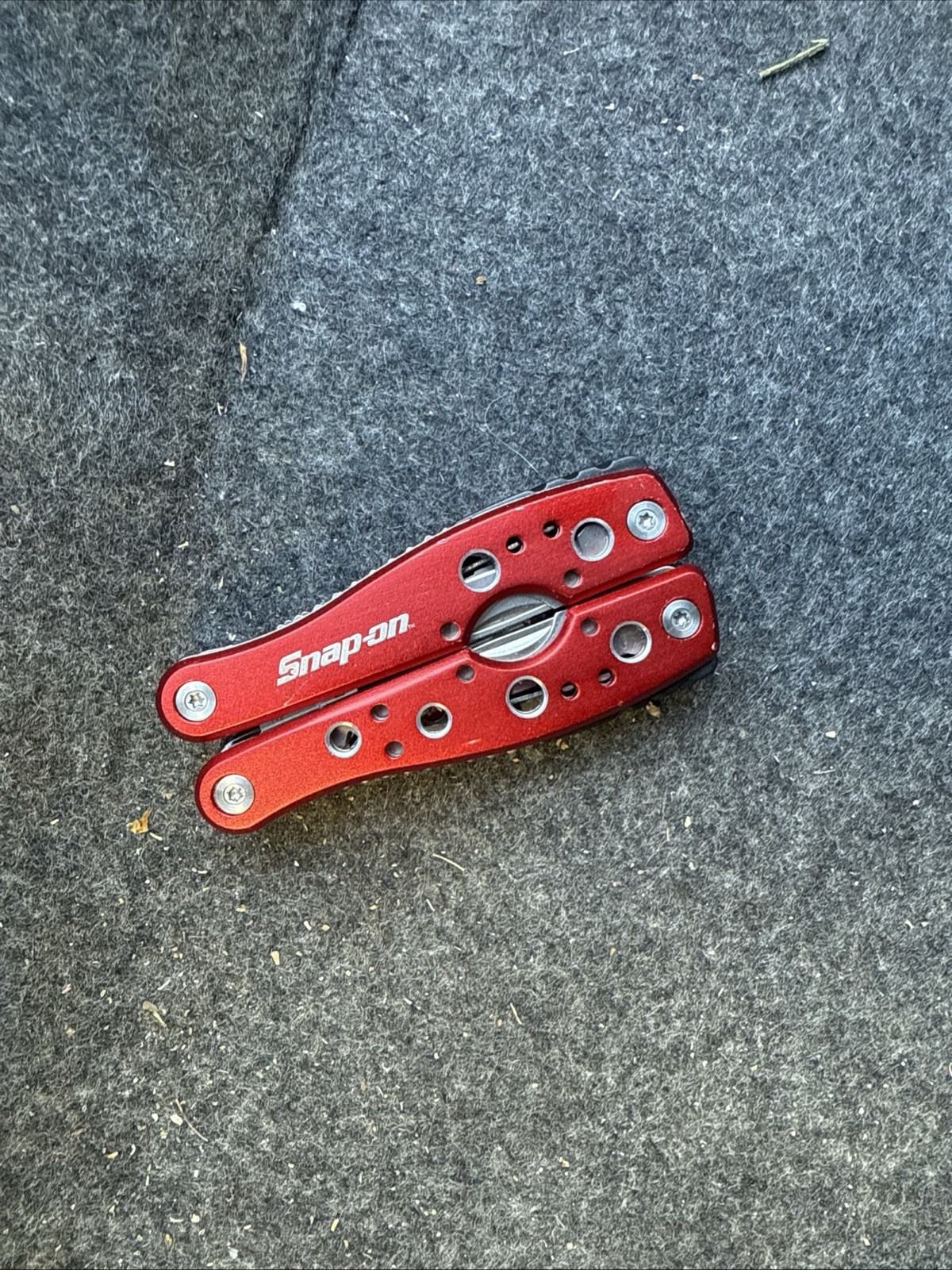 SNAP ON MULTITOOL