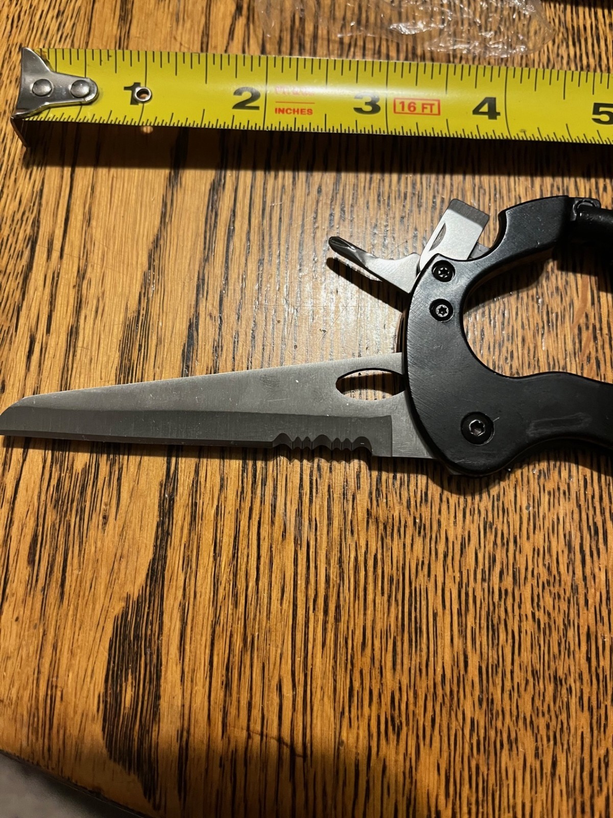 5 in 1 Carabiner Multi Tool Folding Knife Screwdriver Bottle Opener EDC
